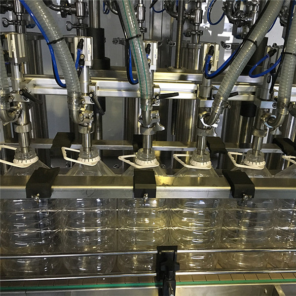 加油機